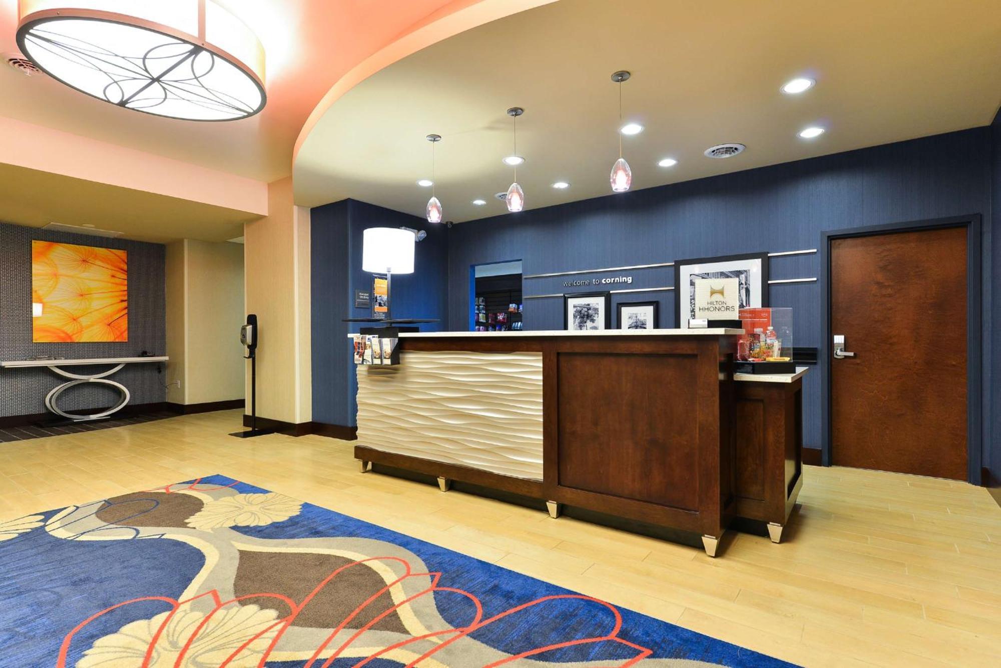 Hampton Inn Corning/Painted Post Esterno foto